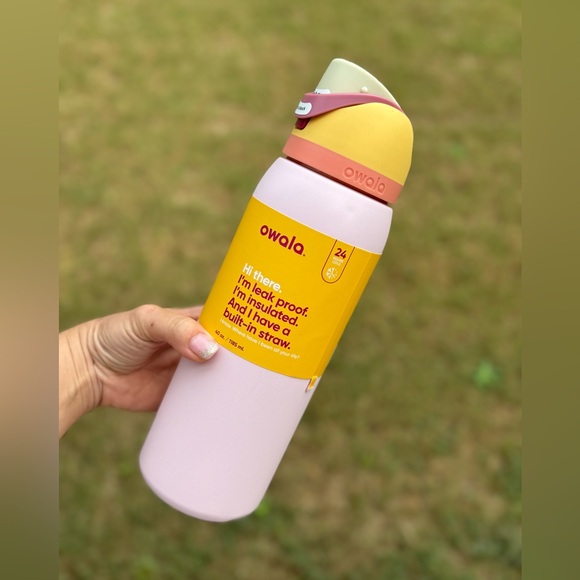 Owala FreeSip Stainless Steel Water Bottle / 40oz / Color:  Candy Store - Picture 1 of 4